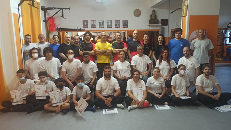 kung fu academy di Sifu Salvatore Mezzone, arti marziali wing chun, weng chun, wing tsun, tai chi quan, chi kung, sanda e sport dacombattimento, shaolin cina.jpg (1)